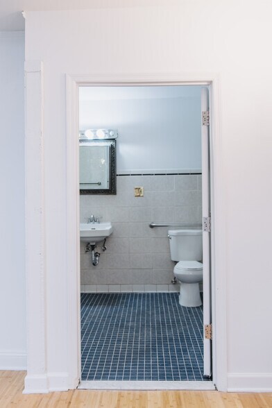 More Photos Of 925 South St, Peekskill Office For Lease