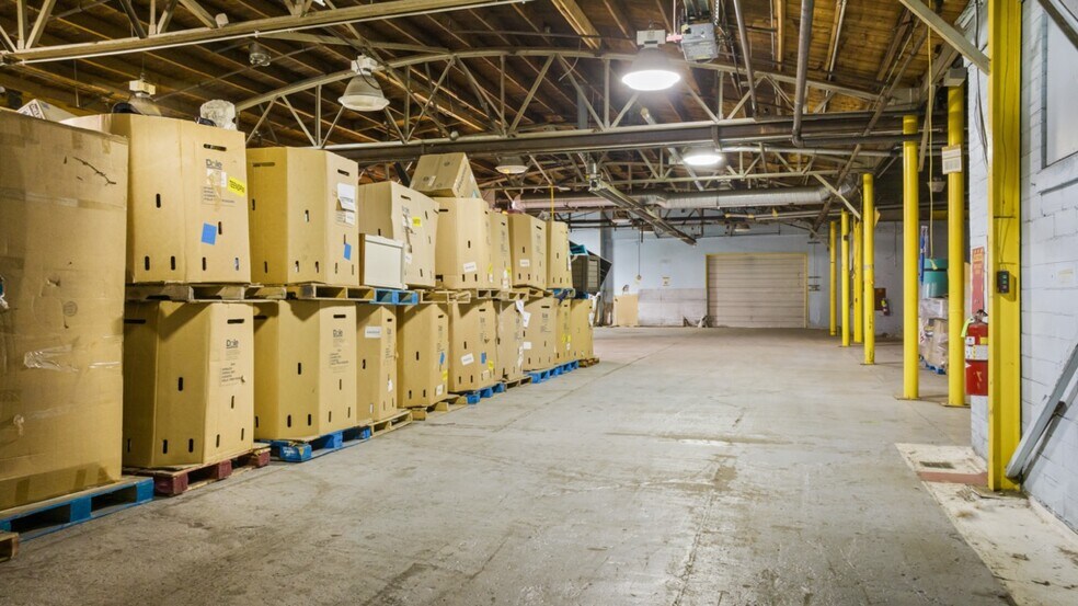 More Photos Of 16123 Armour St NE, Alliance Warehouse For Lease