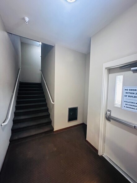 More Photos Of 4450 Rhea County Hwy, Dayton Hotel For Sale