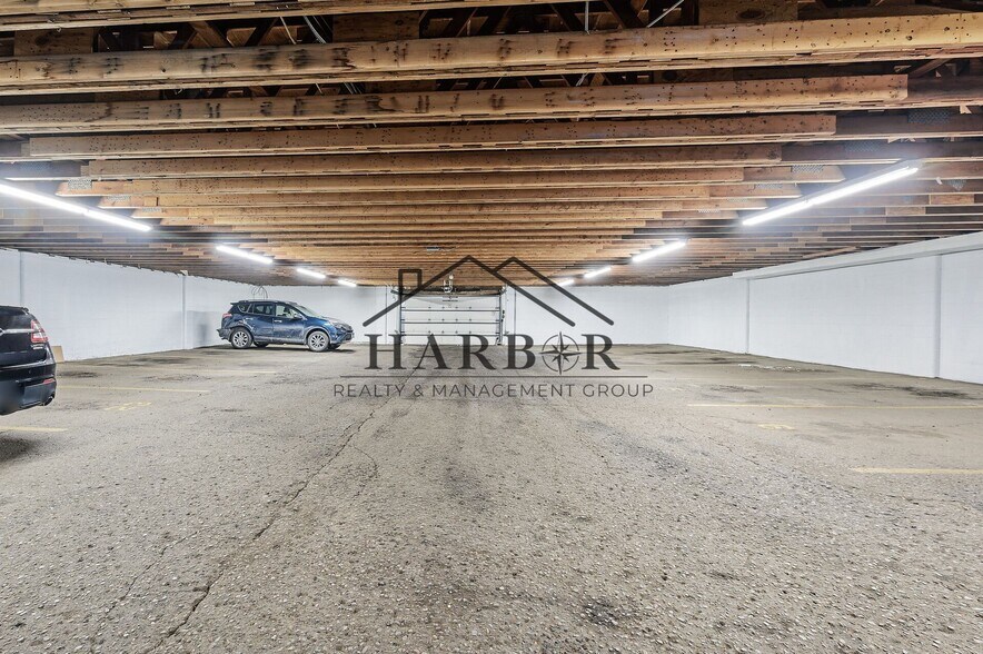 More Photos Of 6281-6289 N Louisiana Ave, Brooklyn Park Apartments For Sale