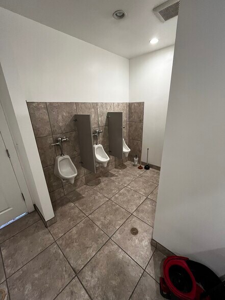 More Photos Of 1491 W 500 N, Lindon Warehouse For Sale