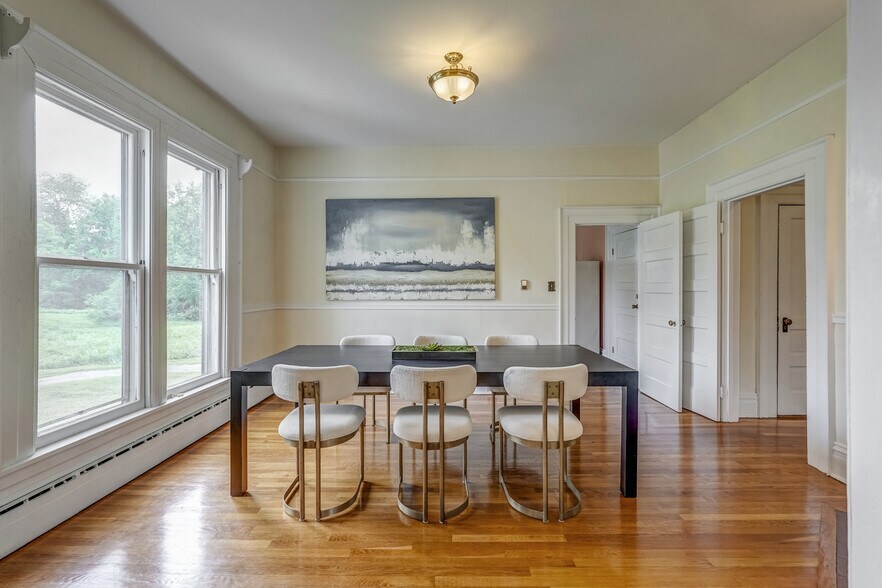 More Photos Of 13126 W James Anderson Hwy, Buckingham Office For Sale