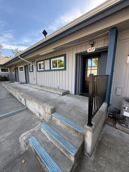 More Photos Of 371-389 Gresel St, Hayward Office For Lease