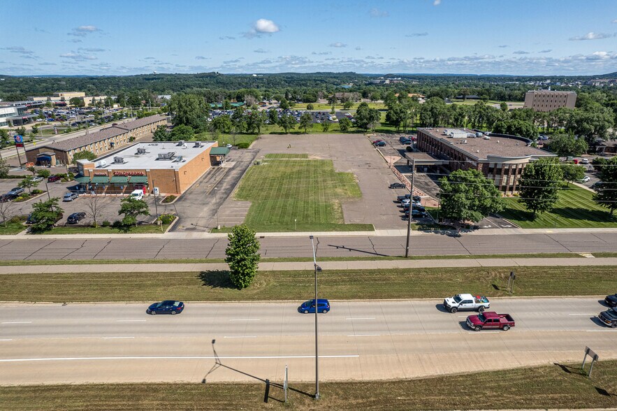 More Photos Of 1104 W Clairemont Ave, Eau Claire Land For Sale
