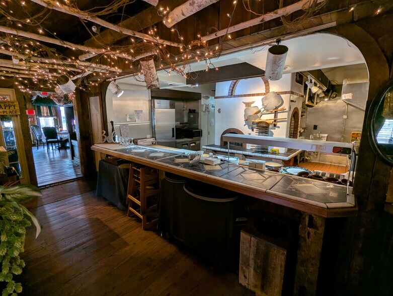 More Photos Of 35 E Garfield Rd, Aurora General Retail For Sale