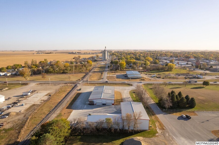 More Photos Of 390 E US Highway 18, Garner Showroom For Sale