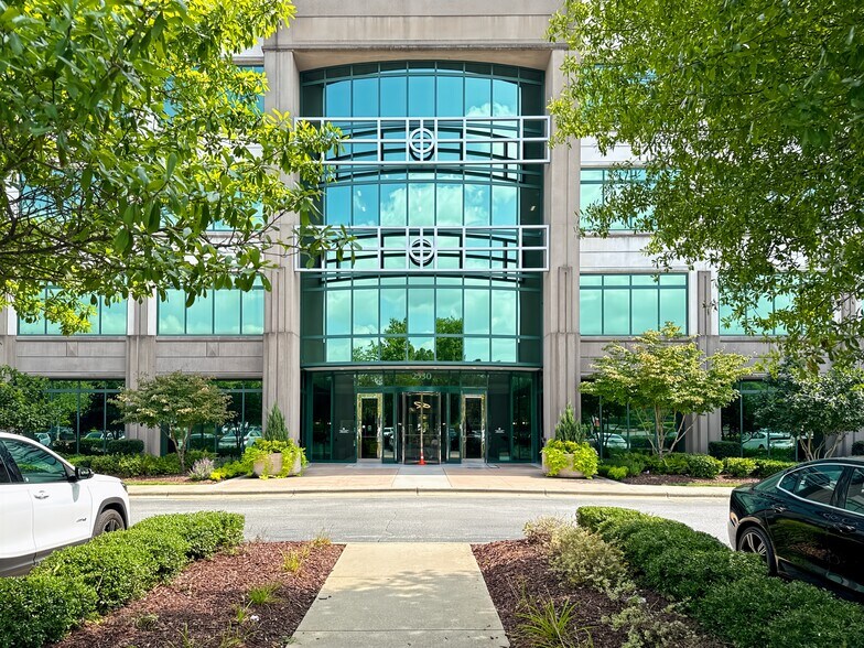 More Photos Of 2530 Meridian Pky, Durham Coworking Space