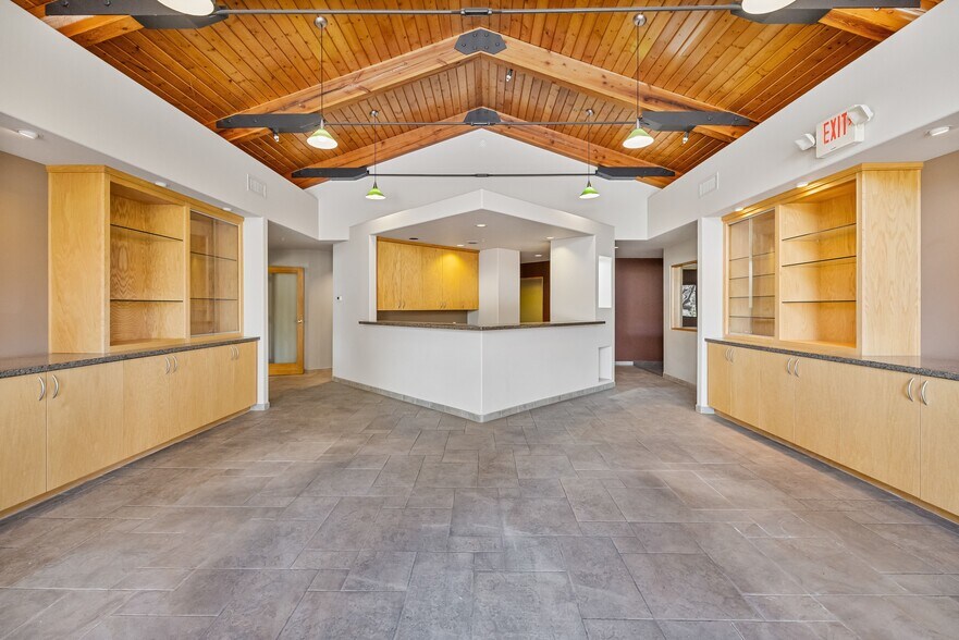 More Photos Of 75 Kallof Pl, Sedona Loft Creative Space For Lease