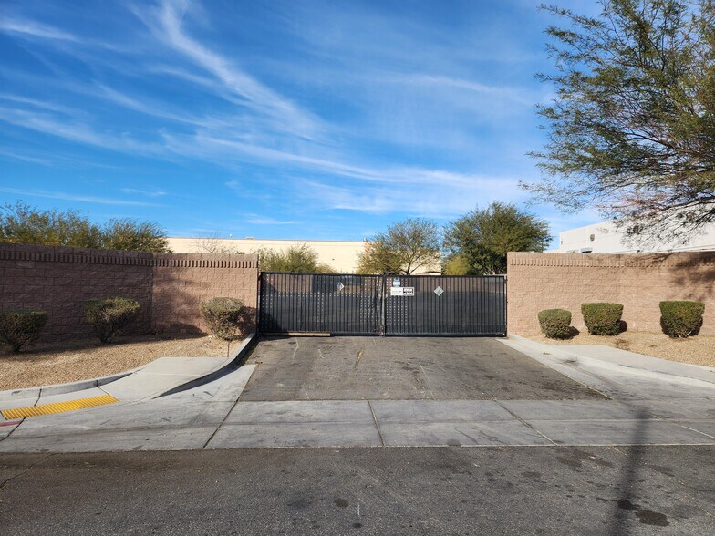 More Photos Of 3407 Ringstar Rd, North Las Vegas Land For Lease