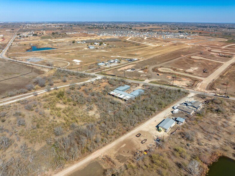 More Photos Of 7821 Gardner rd, San Antonio Land For Sale