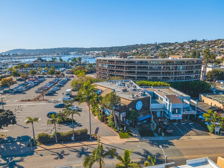 More Photos Of 2725-2727 Shelter Island Dr, San Diego Storefront Retail Office For Sale