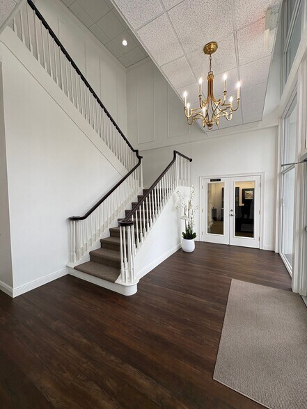 More Photos Of 101 SE 6th Ave, Delray Beach Office For Lease