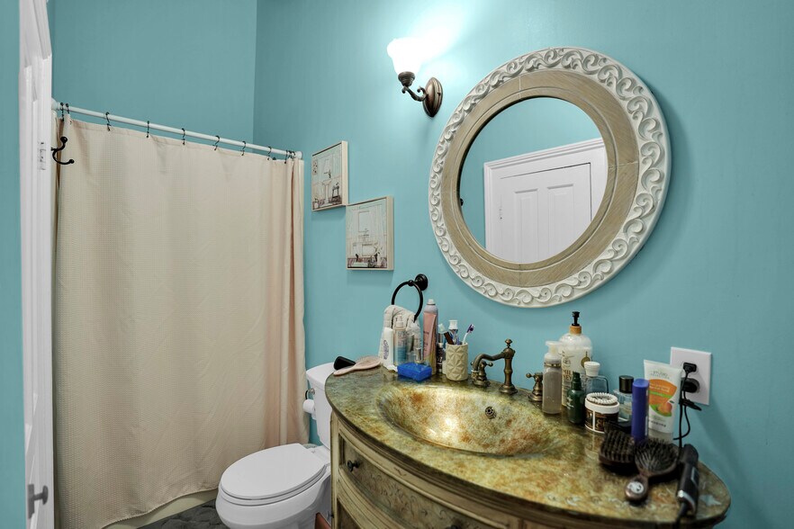 More Photos Of 115 N Magnolia St, Raeford Office Residential For Sale