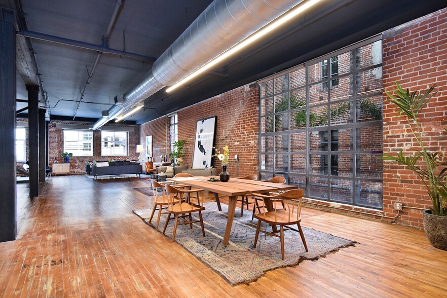 More Photos Of 500-530 Molino St, Los Angeles Office For Sale