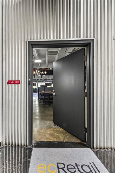 More Photos Of 887 W Marietta St NW, Atlanta Loft Creative Space For Sale