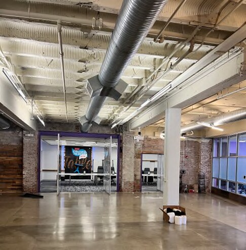 More Photos Of 99 E Main St, Columbus General Retail For Lease