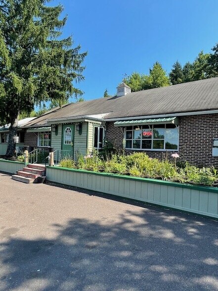 More Photos Of 7673 Easton Rd, Ottsville Restaurant For Sale