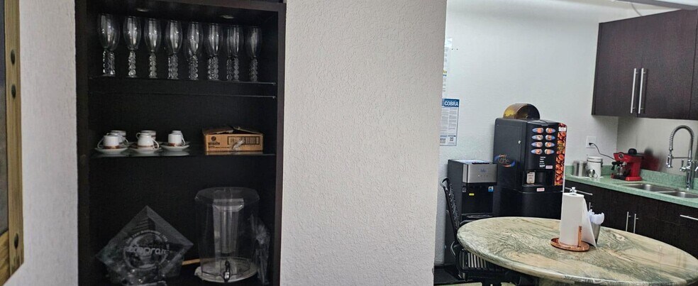 More Photos Of 770 Ponce de Leon Blvd, Coral Gables Office For Lease