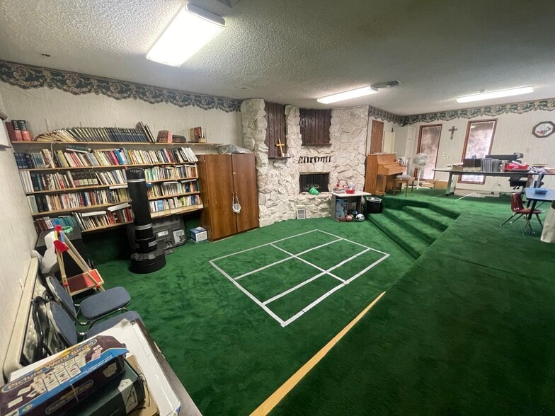 More Photos Of 2675 Westwind Rd, Las Vegas Specialty For Sale