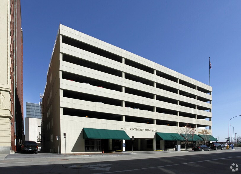 More Photos Of 117-123 E 4th St, Tulsa Parking Garage For Lease