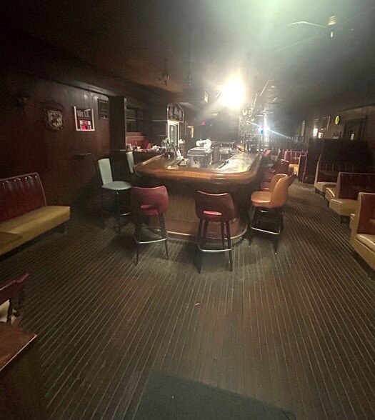 More Photos Of 804 Naamans Rd, Wilmington Specialty For Sale