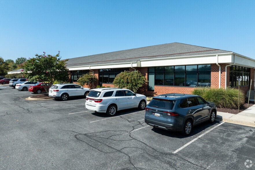 Primary Photo Of 125 Comet Dr, Centreville Office For Sale