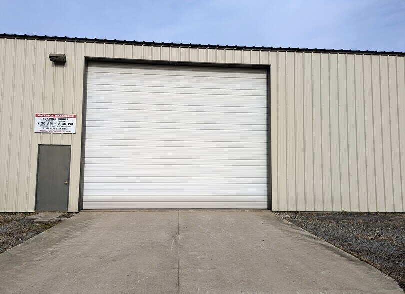 More Photos Of 21330 Blue Star Hwy, Jarratt Distribution For Lease