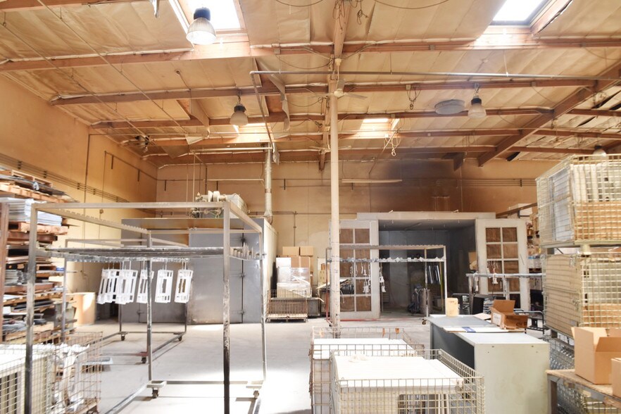 More Photos Of 2182 Maple Privado, Ontario Warehouse For Sale