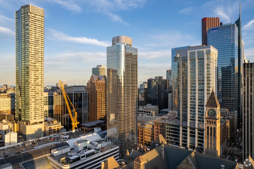 More Photos Of 20 Queen St W, Toronto Office For Lease