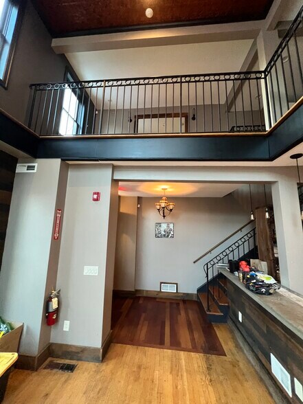 More Photos Of 617 Union St, Schenectady Restaurant For Sale