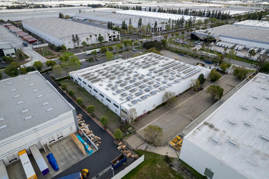 More Photos Of 5651 E Francis St, Ontario Warehouse For Sale