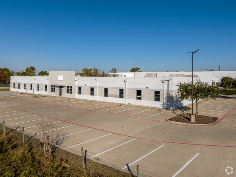 Primary Photo Of 13822 Furman Rd, Houston Office For Lease