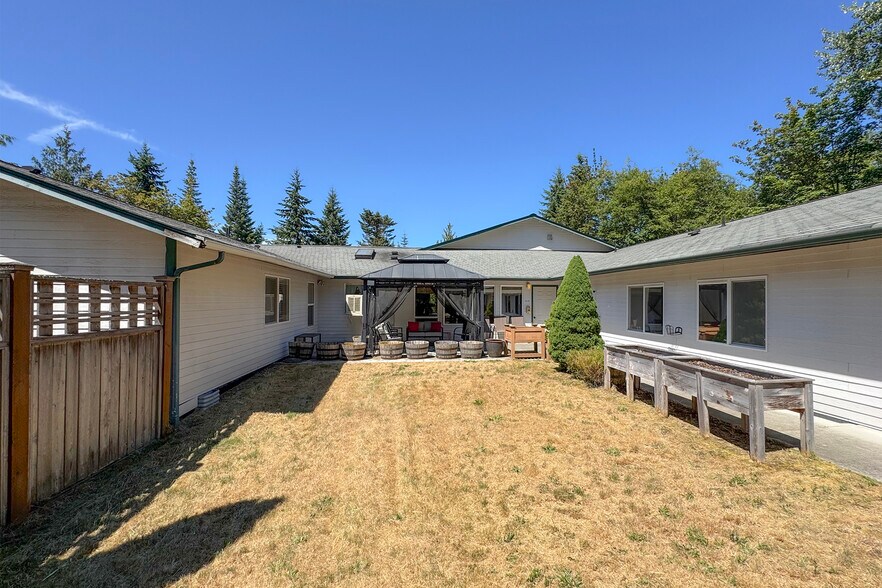 More Photos Of 202 Birdsong Ln, Port Angeles Healthcare For Sale