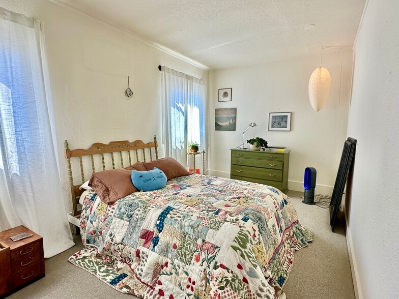 More Photos Of 158-164 E Blithedale Ave, Mill Valley Storefront Retail Residential For Sale