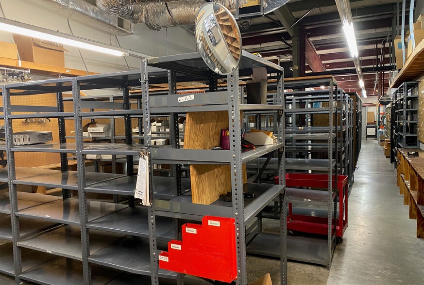 More Photos Of 385 N Witchduck Rd, Virginia Beach Freestanding For Sale