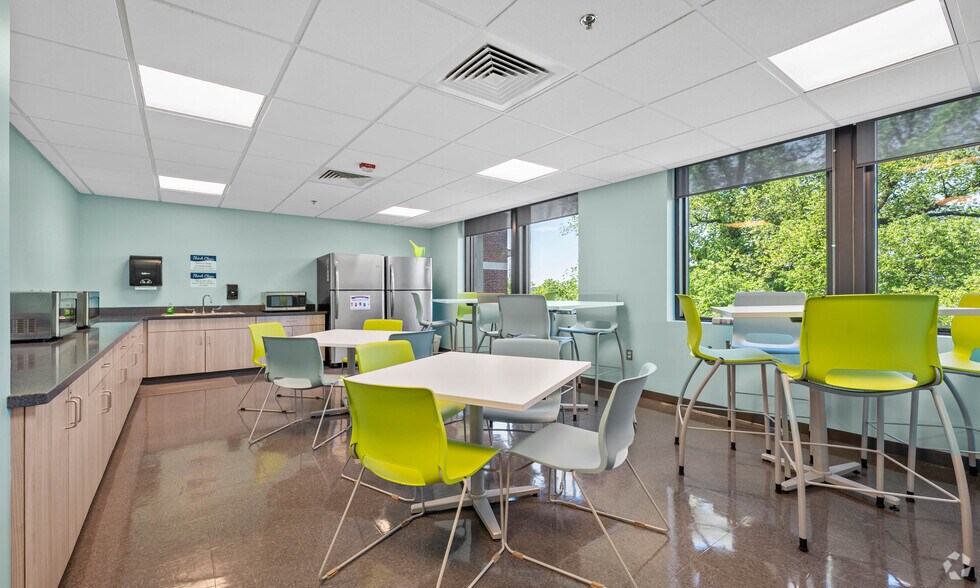 More Photos Of 2601 N 3rd St, Harrisburg Office For Sale