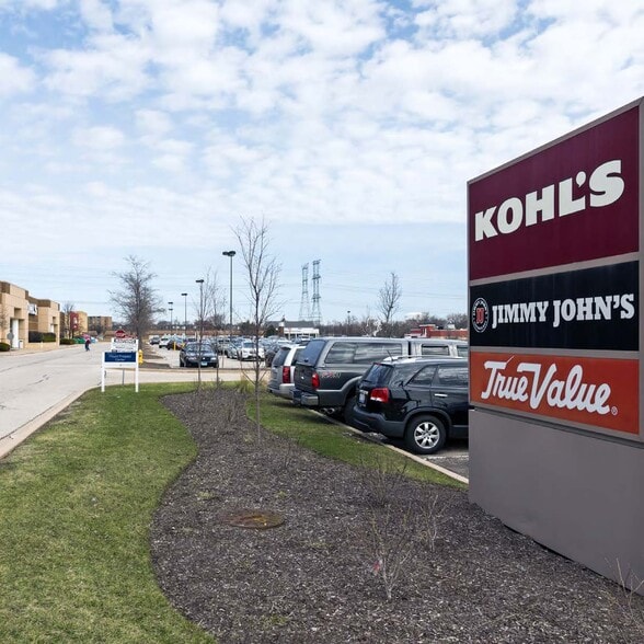 More Photos Of 1500 S Elmhurst Rd, Mount Prospect Unknown For Lease