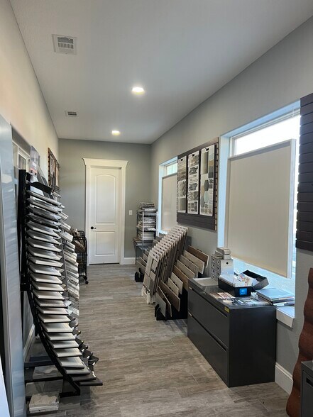 More Photos Of 11906 FM 1960, Huffman General Retail For Sale