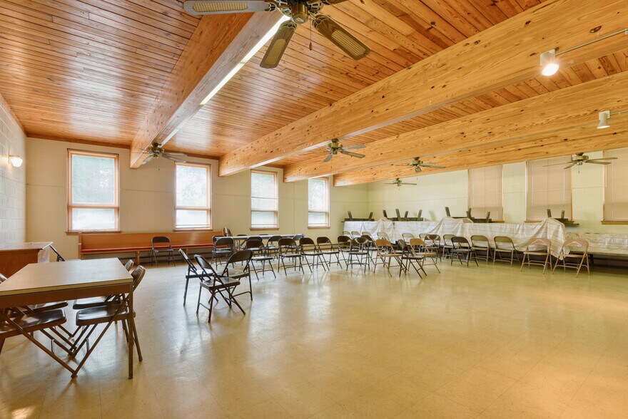 More Photos Of 1219 Second St, Radford Religious Facility For Sale