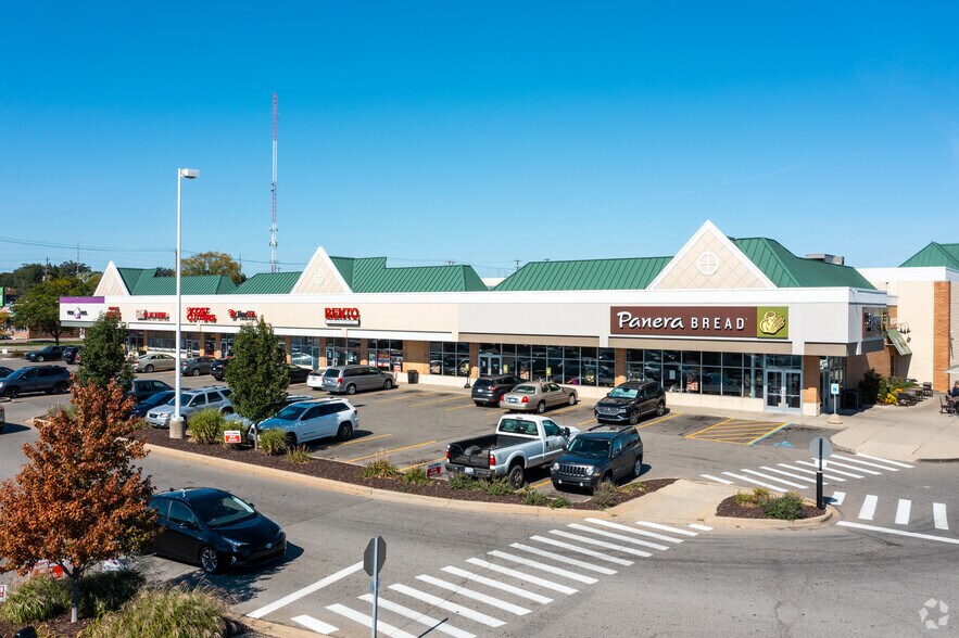 More Photos Of 310 N Clippert St, Lansing Unknown For Lease