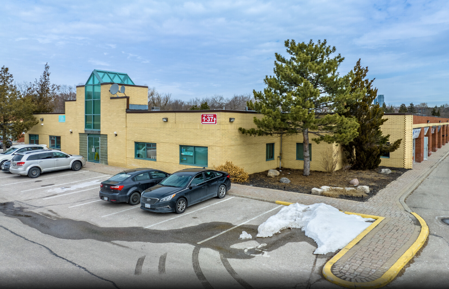 Primary Photo Of 3045 Southcreek Rd, Mississauga Service For Sale