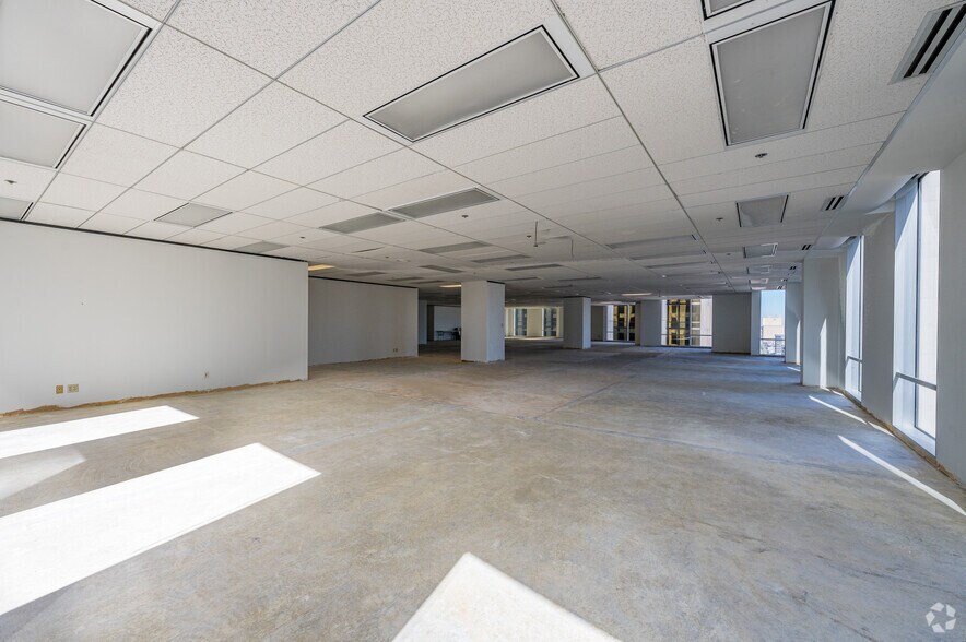 Photo of 20th Floor Ste 2010