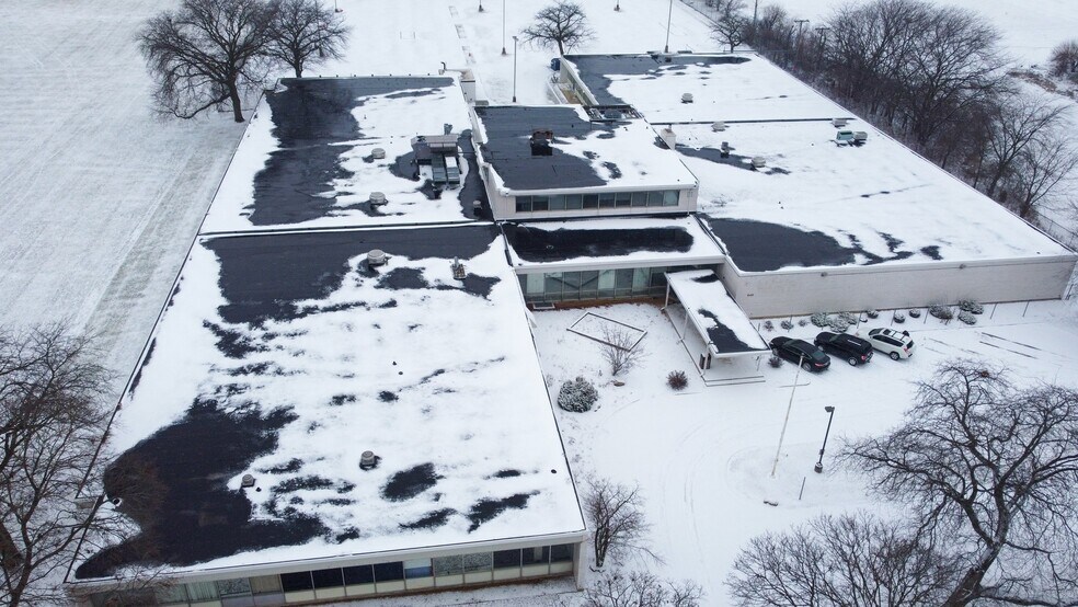 More Photos Of 646 Chicago Rd, Chicago Heights Office For Lease