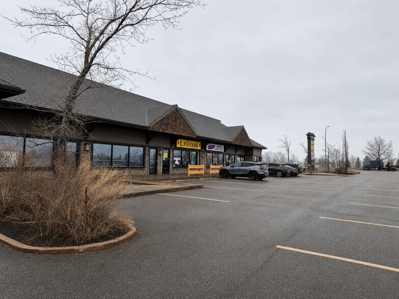 More Photos Of 5116 46 Ave, Tofield General Retail For Lease