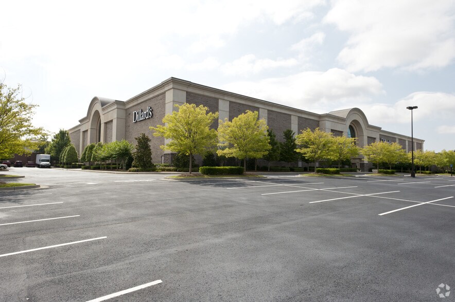 More Photos Of 370 Newnan Crossing Byp, Newnan Restaurant For Lease