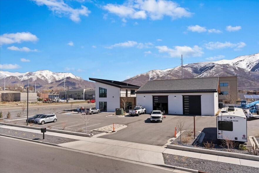 More Photos Of 1042 3000 N, Layton Office For Sale