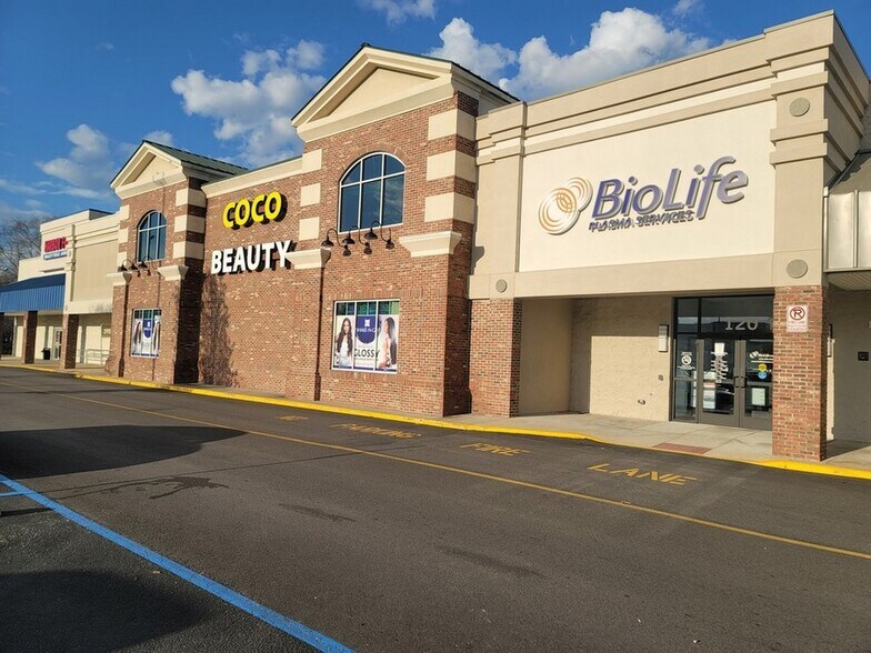 More Photos Of 701 N Battlefield Blvd, Chesapeake Unknown For Lease