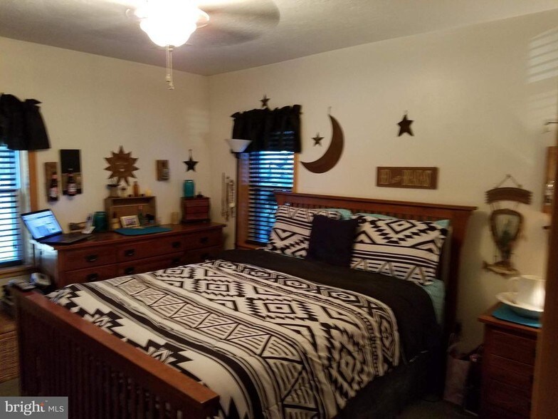 More Photos Of 633 Main St, Denver Apartments For Sale