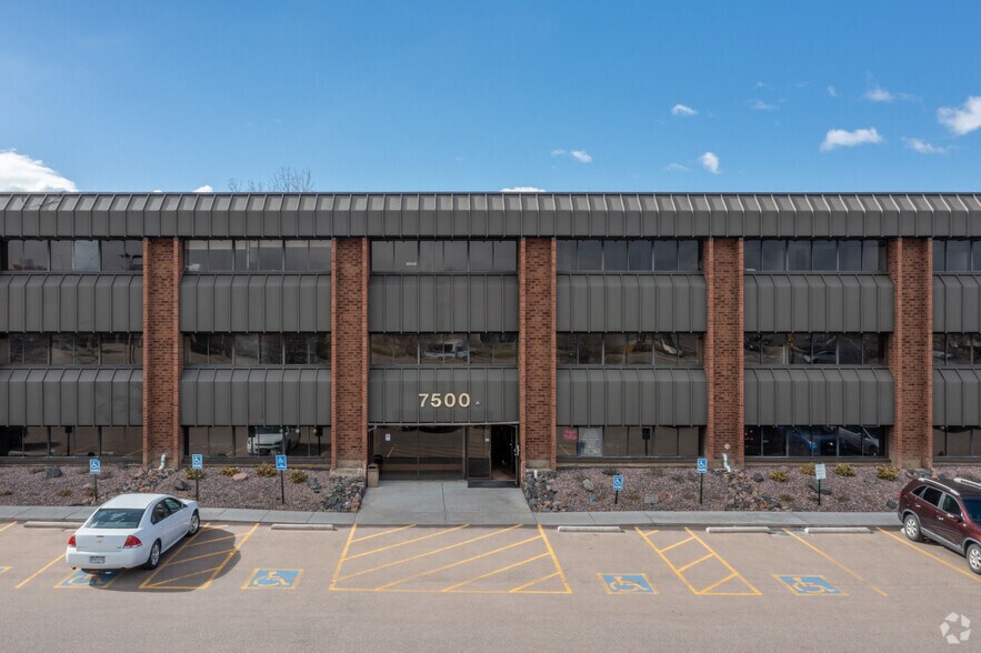 More Photos Of 7500 E Arapahoe Rd, Centennial Office For Lease