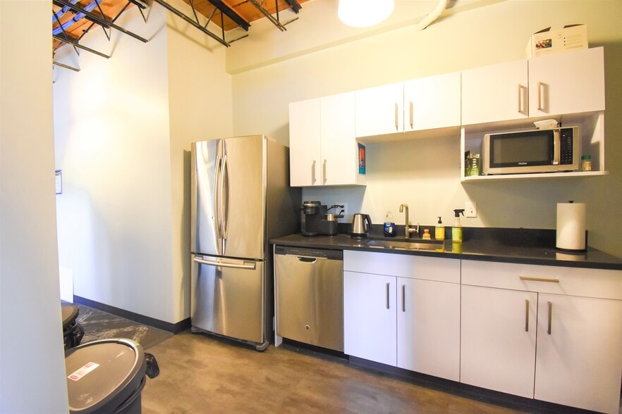 More Photos Of 120 W Olive St, Fort Collins Office For Lease